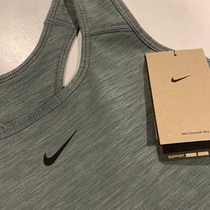 👟 Brand New Nike Sports Bra